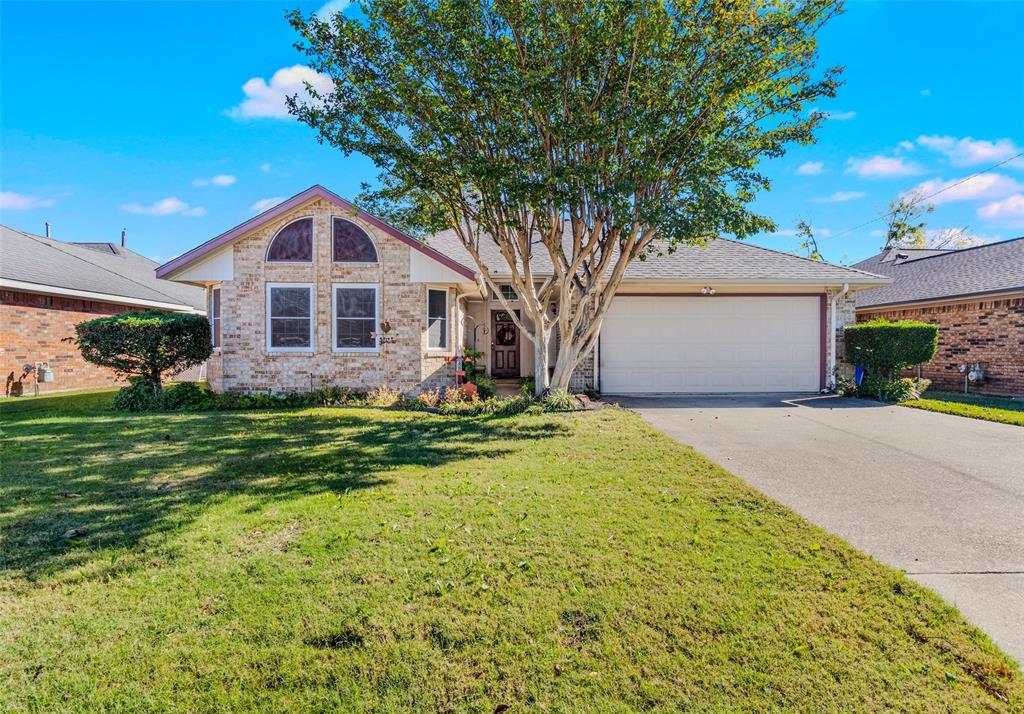 507 Azalea Drive Property Photo 2