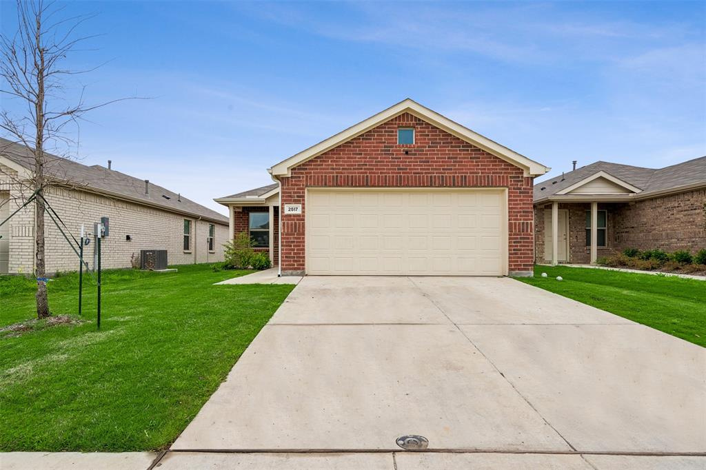 2517 Russell Street Property Photo 5