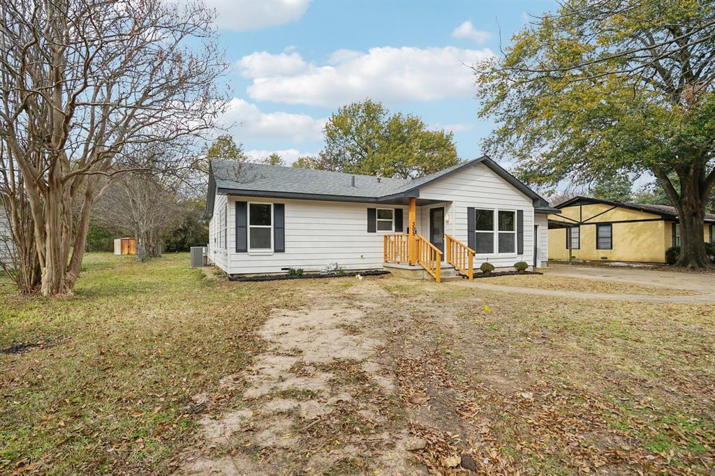 305 Westvue Street Property Photo 3