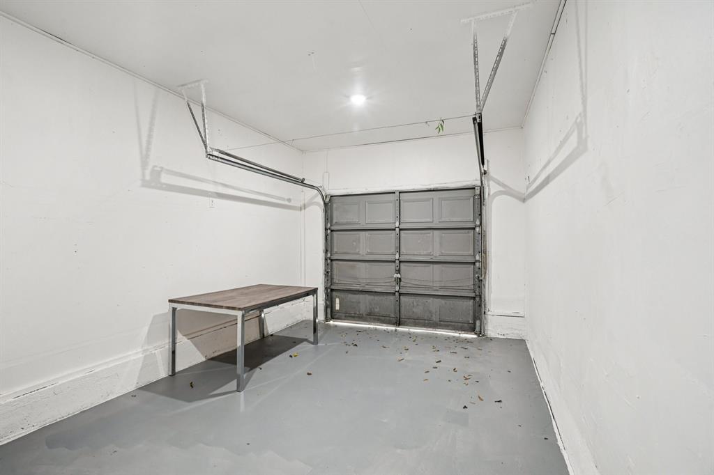 305 Westvue Street Property Photo 36