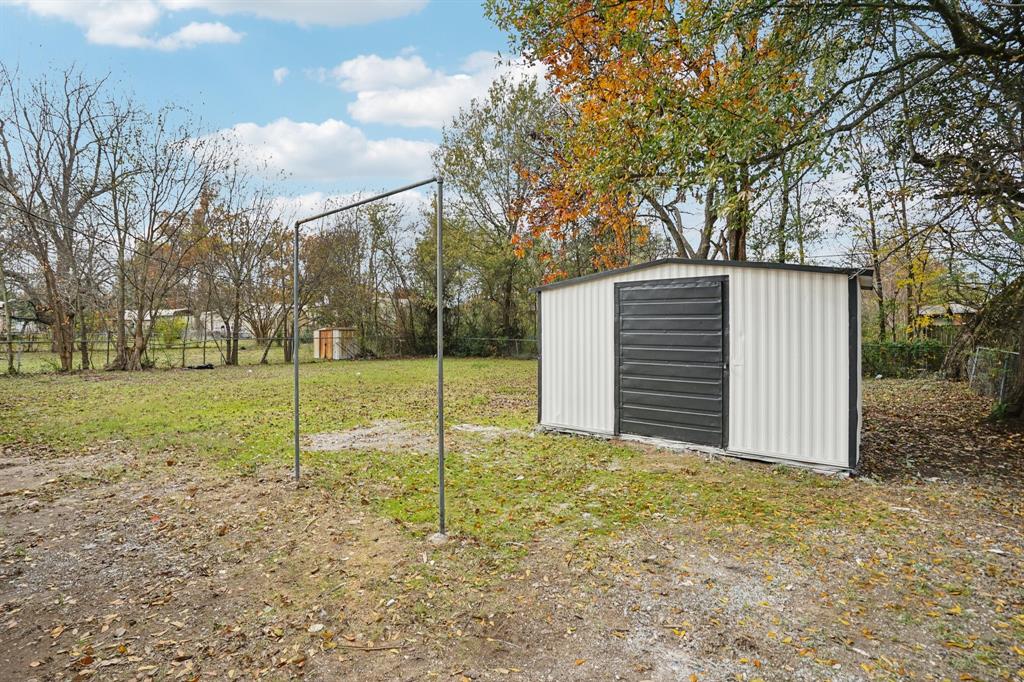 305 Westvue Street Property Photo 37