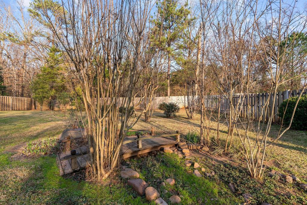 11225 Magnolia Glen Property Photo 5