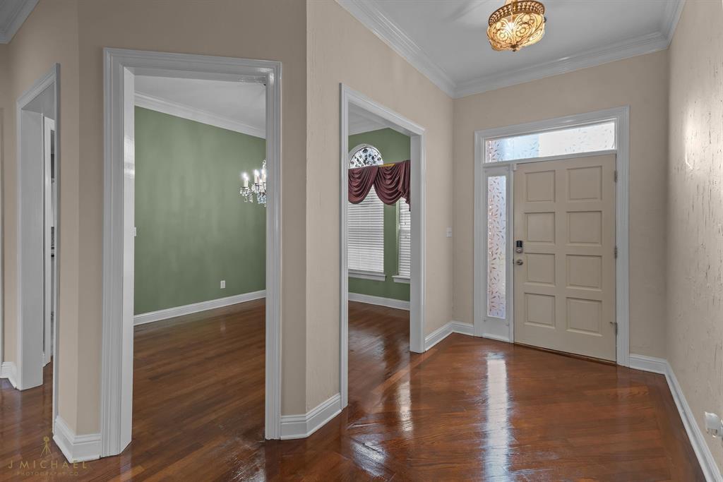 11225 Magnolia Glen Property Photo 7