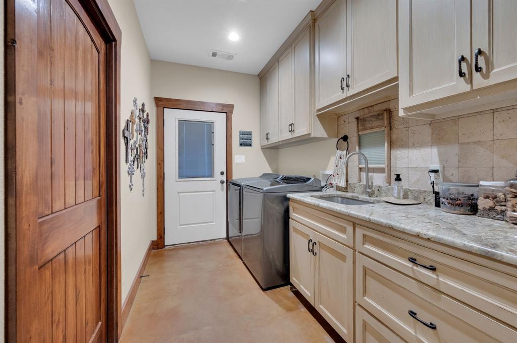 751 Sullivan Road Property Photo 14