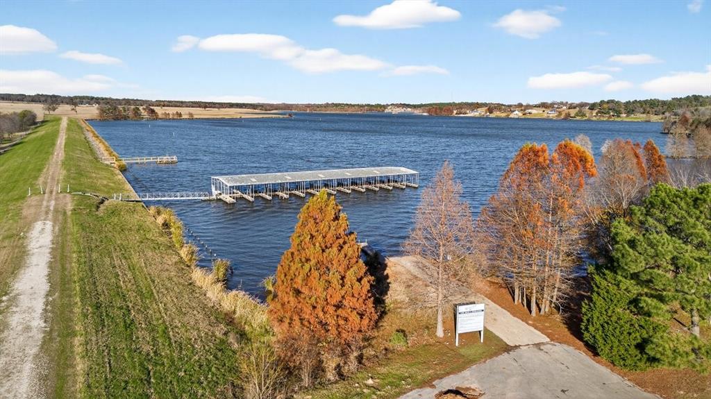 6105 Overlook Point Property Photo 7