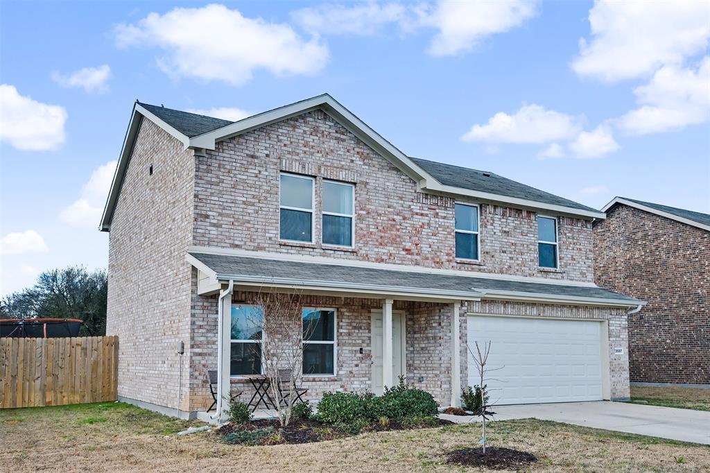 3557 Chestnut Oak Drive Property Photo 1