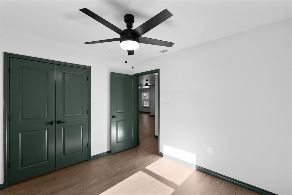 303 E Bois D Arc Property Photo 26