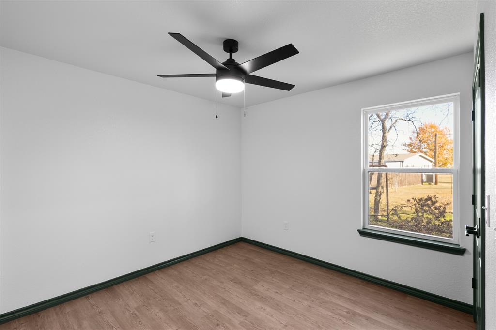 303 E Bois D Arc Property Photo 30