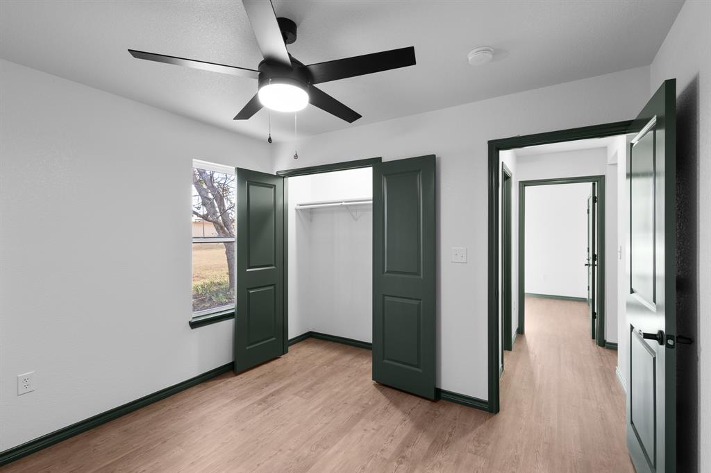 303 E Bois D Arc Property Photo 31
