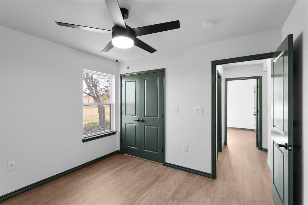 303 E Bois D Arc Property Photo 32