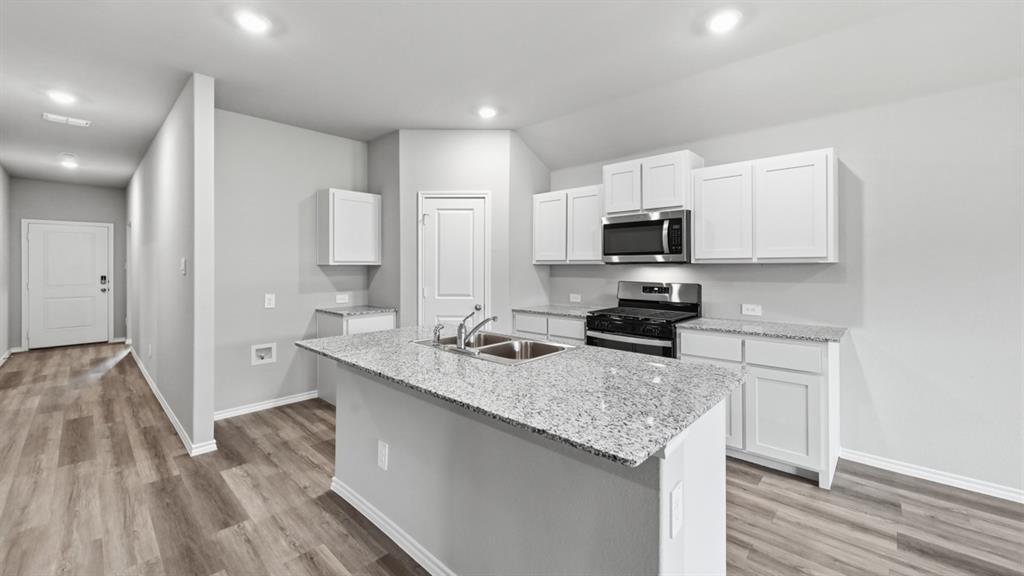 1908 Cherokee Lane Property Photo 2