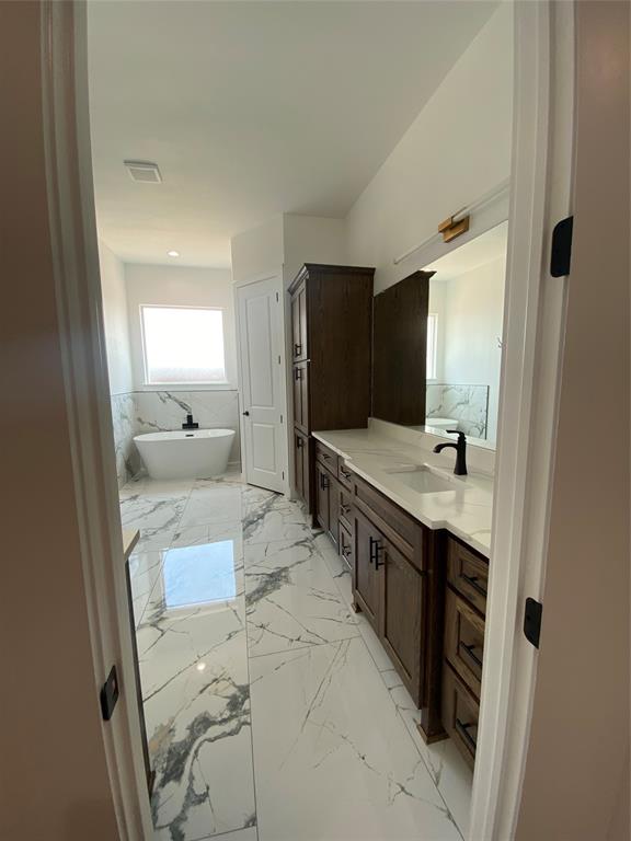 6733 Great Western Property Photo 15