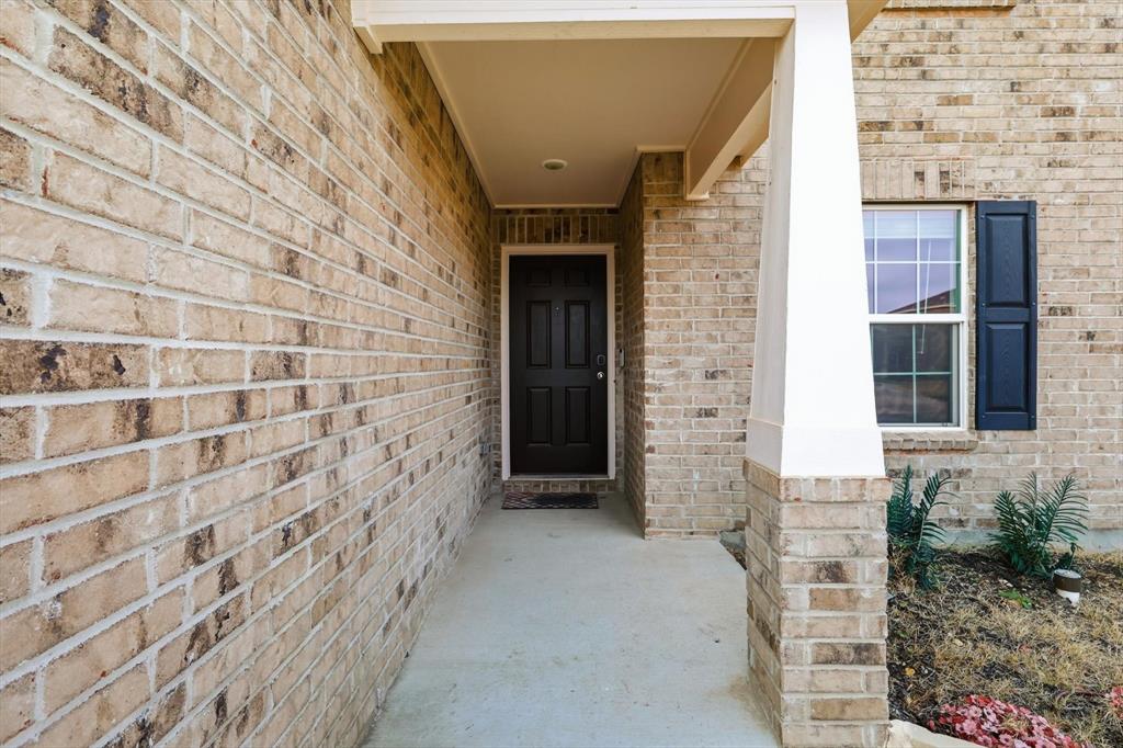 16041 Pious Drive Property Photo 5