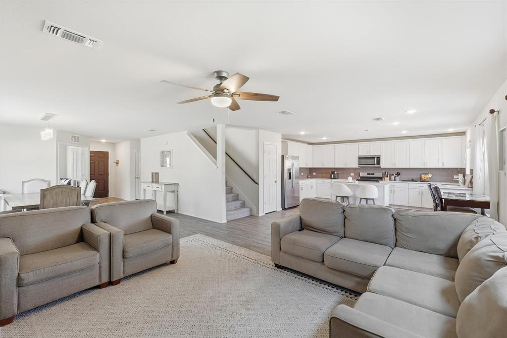 16041 Pious Drive Property Photo 14