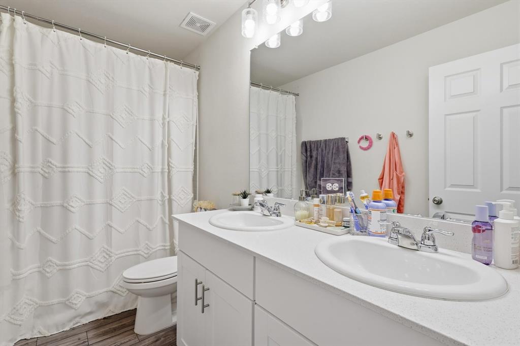 16041 Pious Drive Property Photo 26