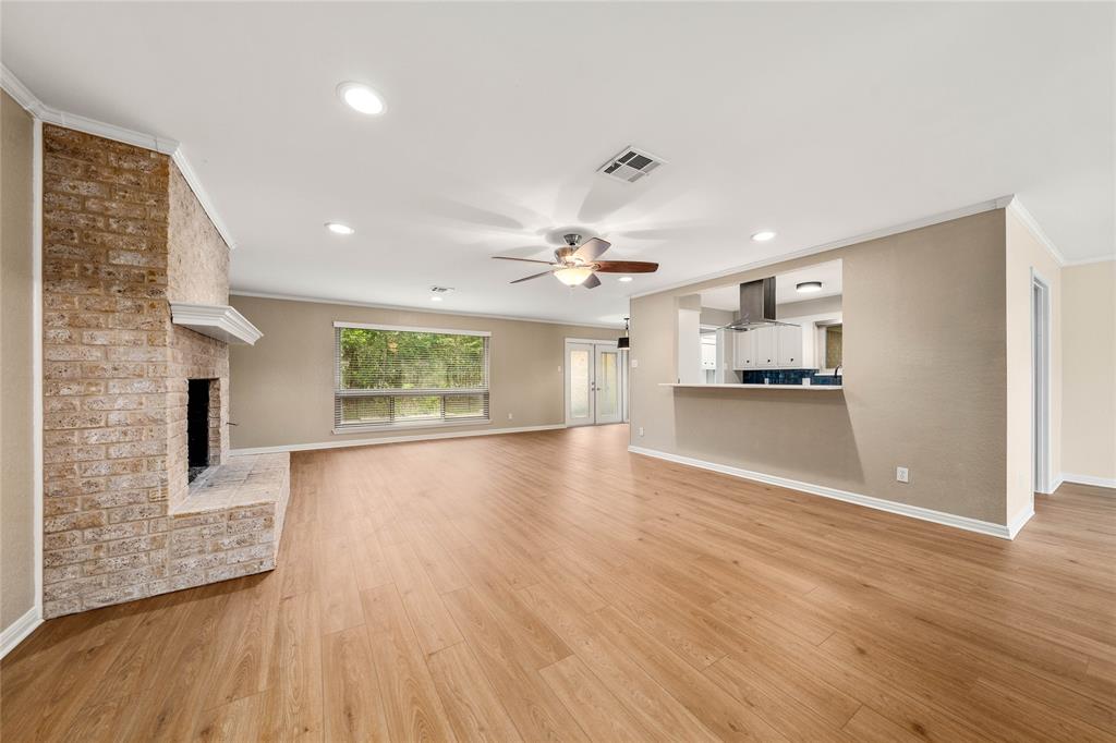 3509 Heatherstone Circle Property Photo 4