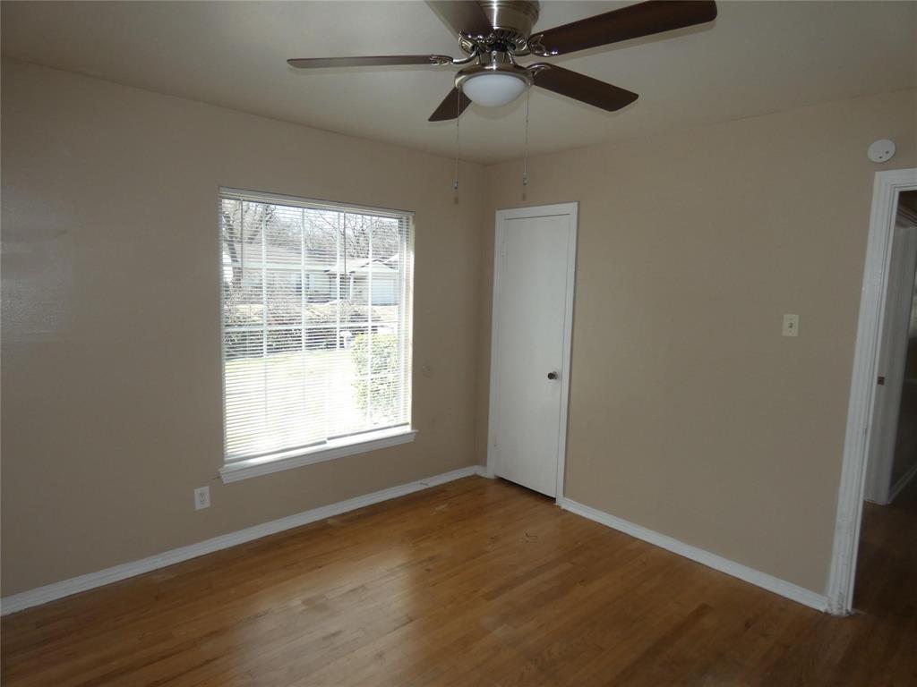 11819 Broadmoor Drive Property Photo 11
