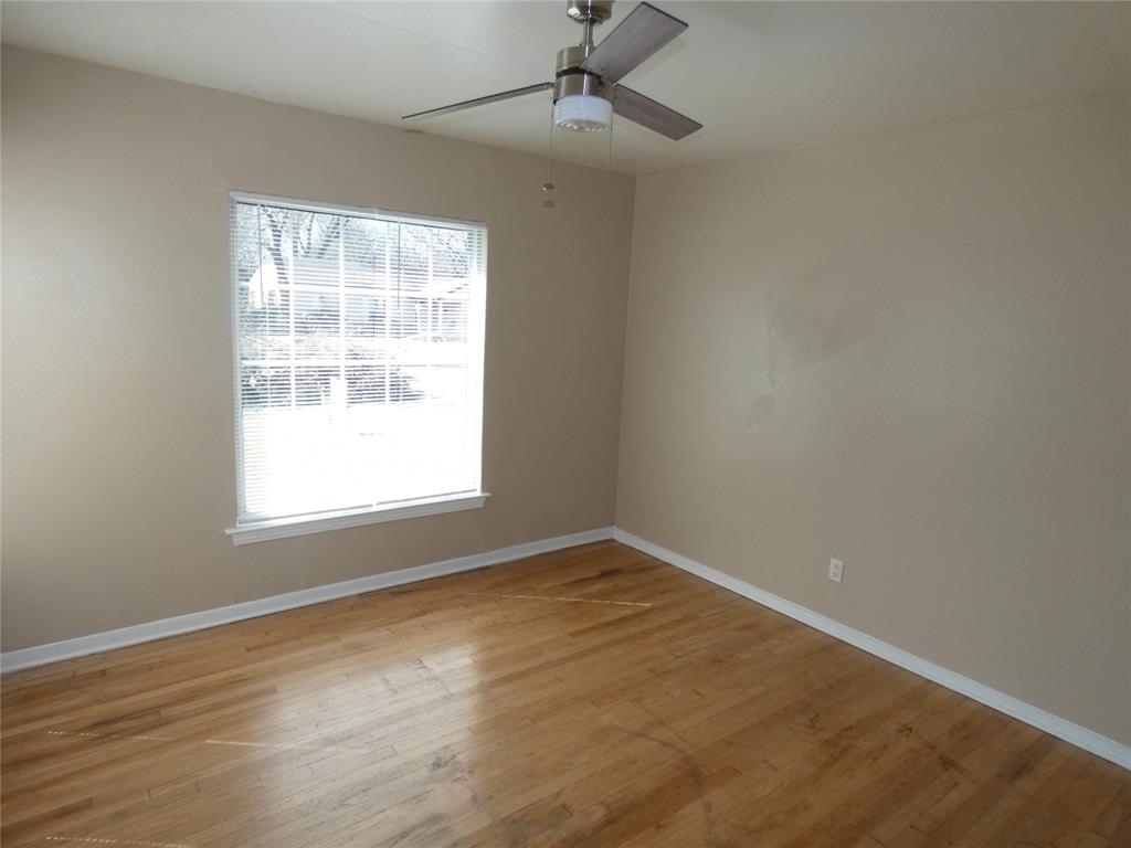 11819 Broadmoor Drive Property Photo 13