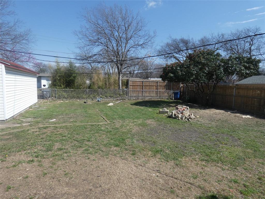 11819 Broadmoor Drive Property Photo 16