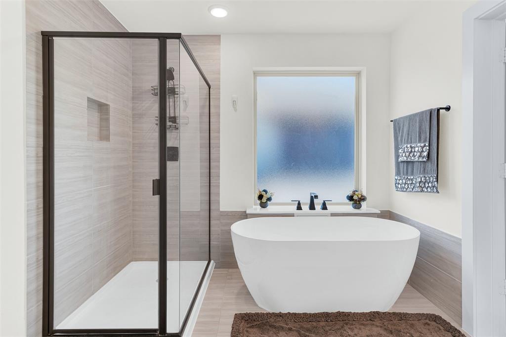 6323 Everest Drive Property Photo 28