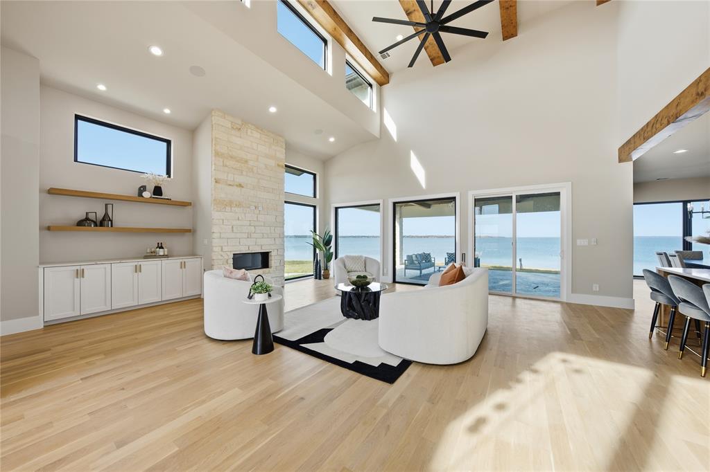 104 Mary Court Property Photo 6