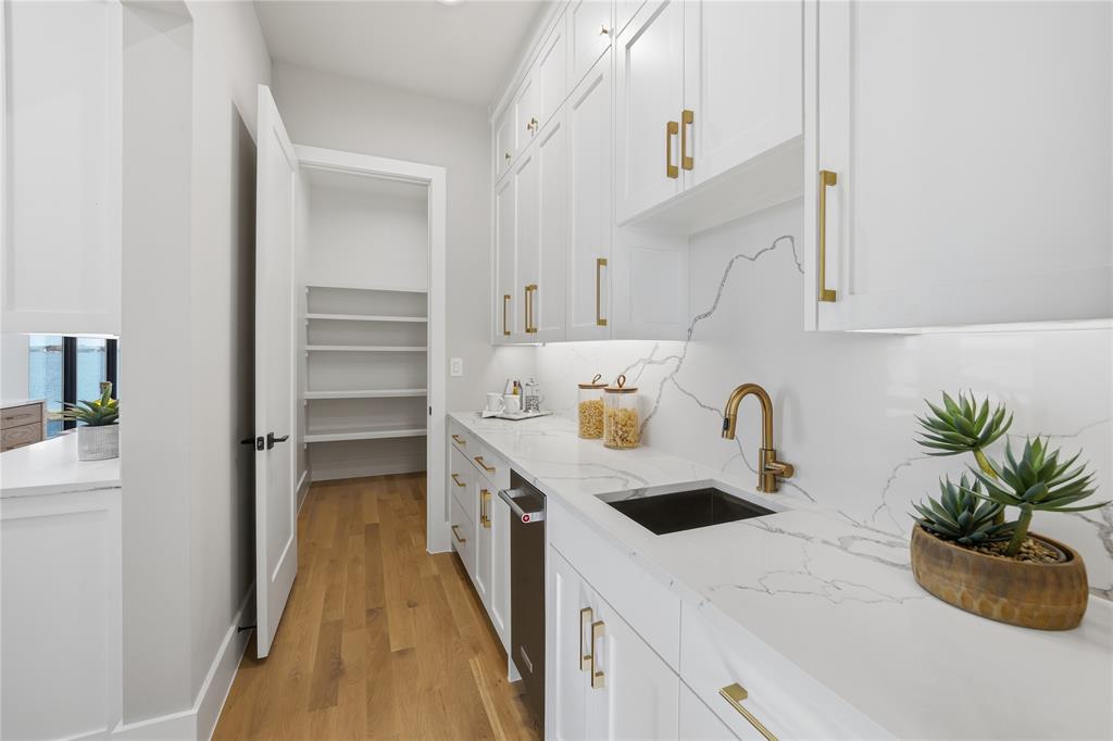 104 Mary Court Property Photo 11