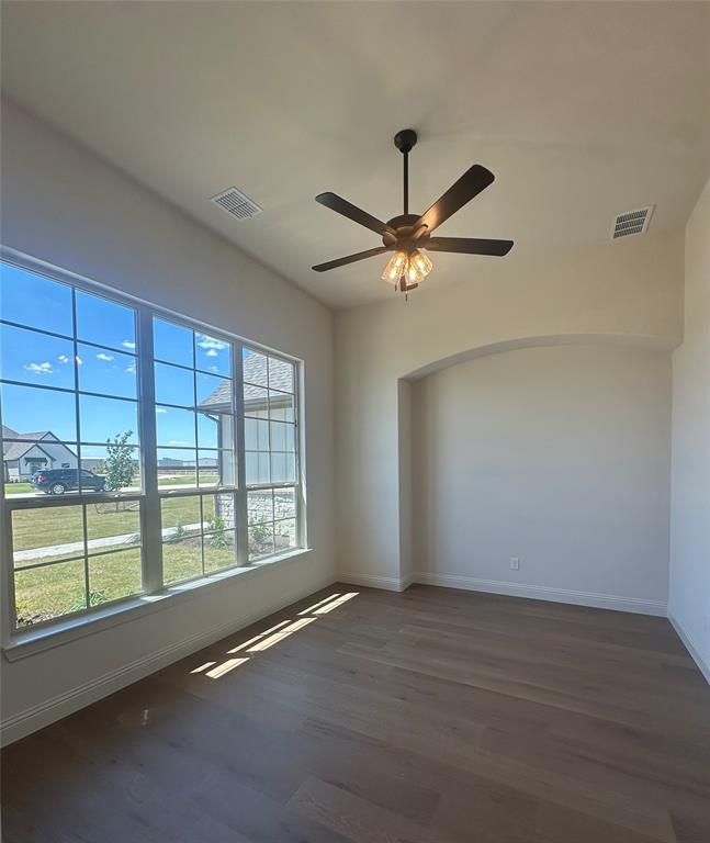 9424 Bluestem Lane Property Photo 4