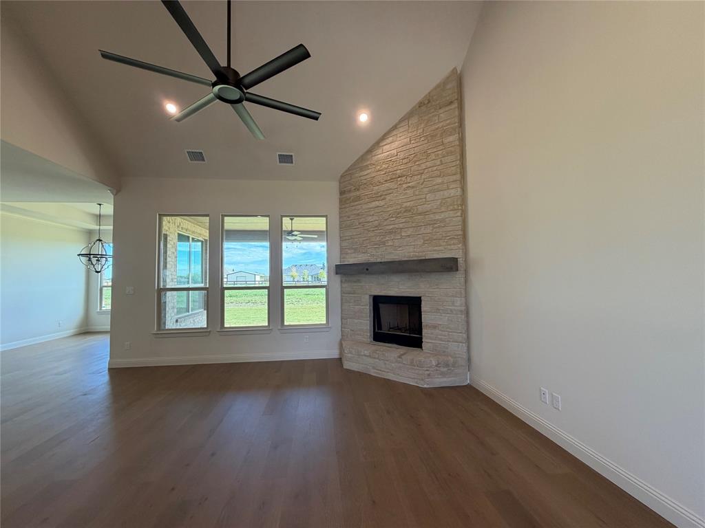 9424 Bluestem Lane Property Photo 10