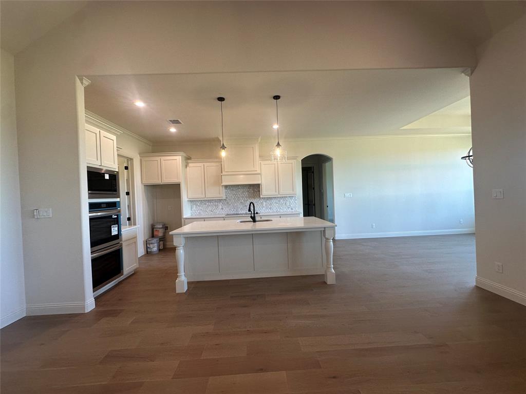 9424 Bluestem Lane Property Photo 14