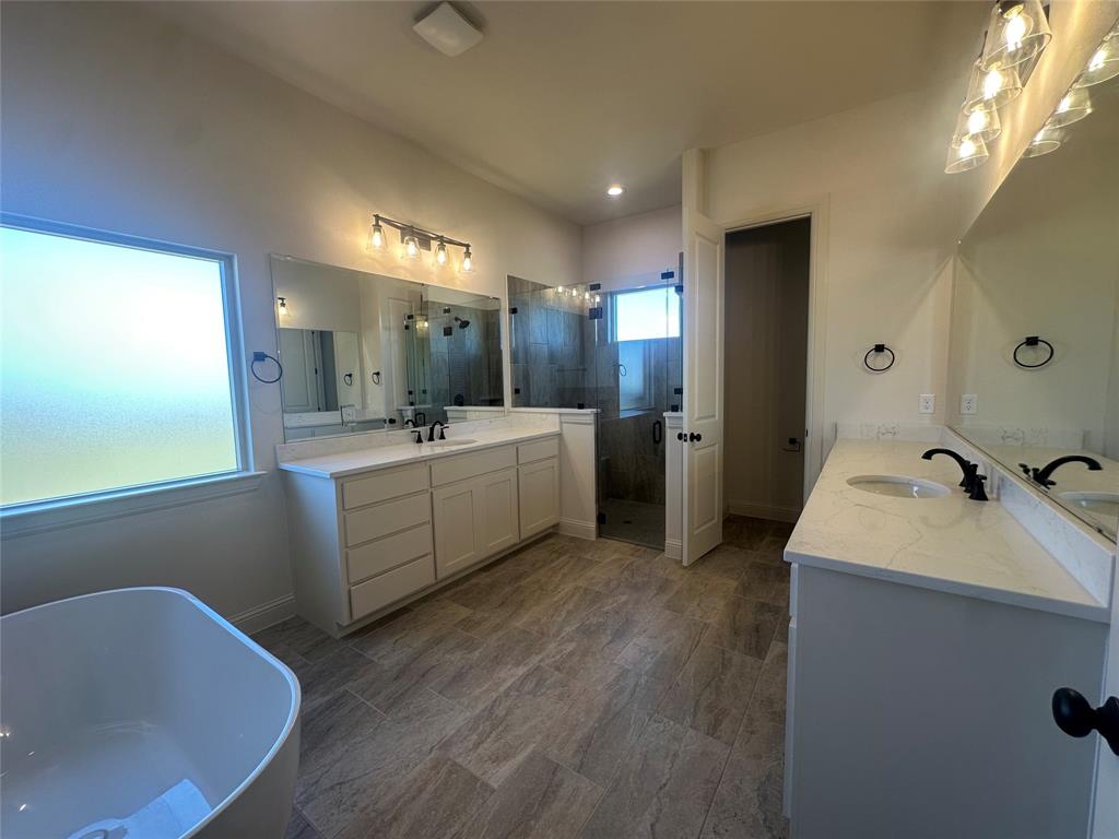 9424 Bluestem Lane Property Photo 22