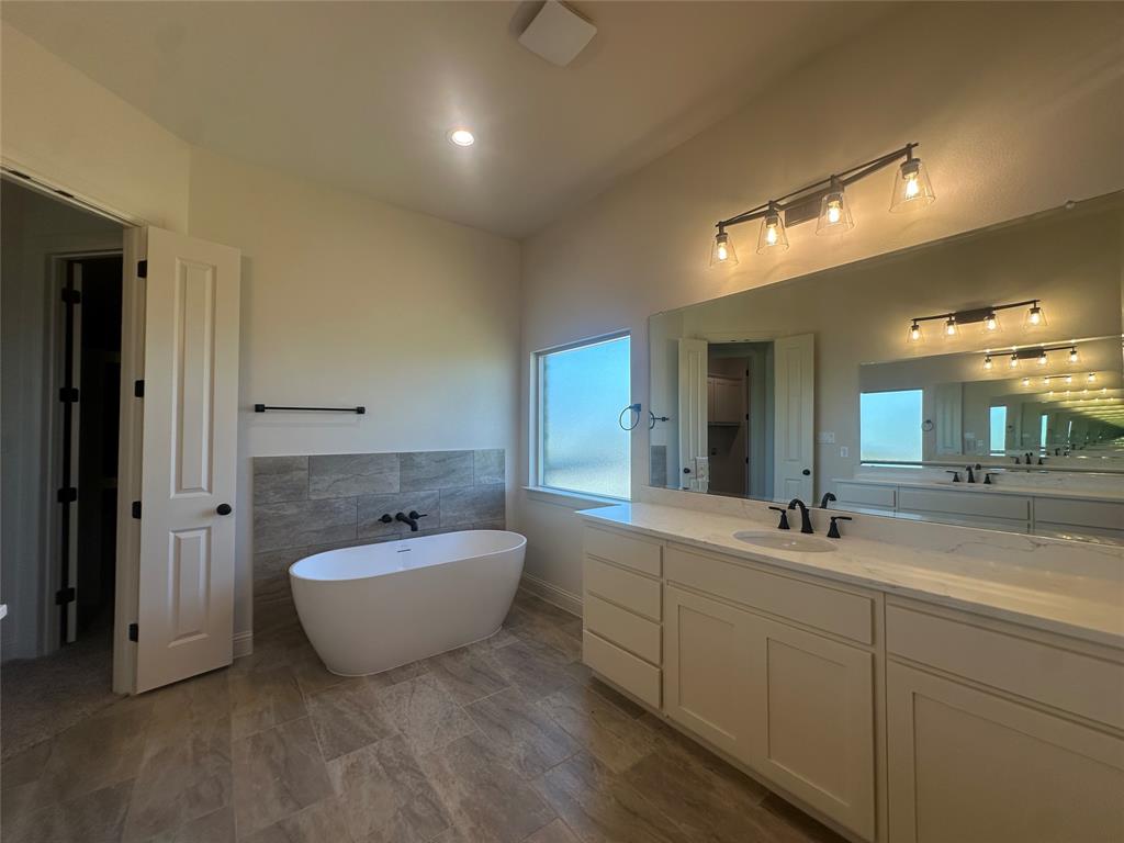 9424 Bluestem Lane Property Photo 27