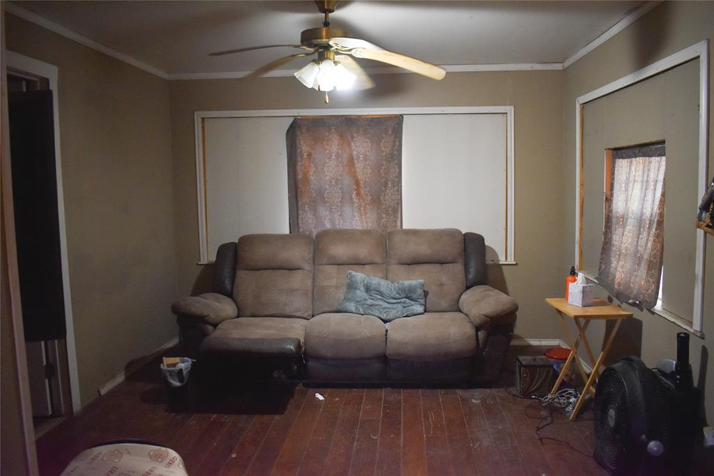 5605 Front Street Property Photo 20