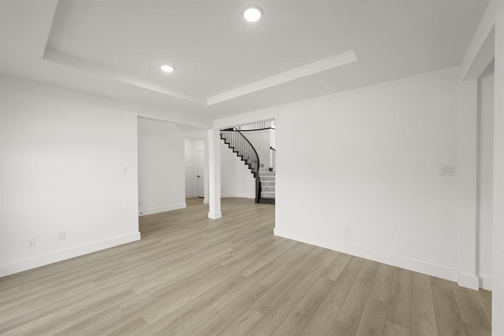 341 Loretta Lane Property Photo 4