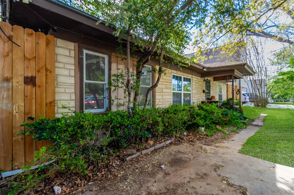 417 Athenia Drive Property Photo 6
