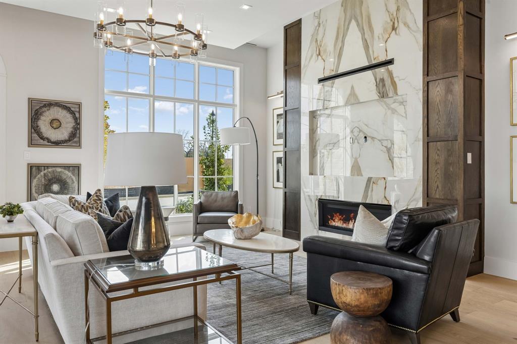 200 Murano Place Property Photo 6