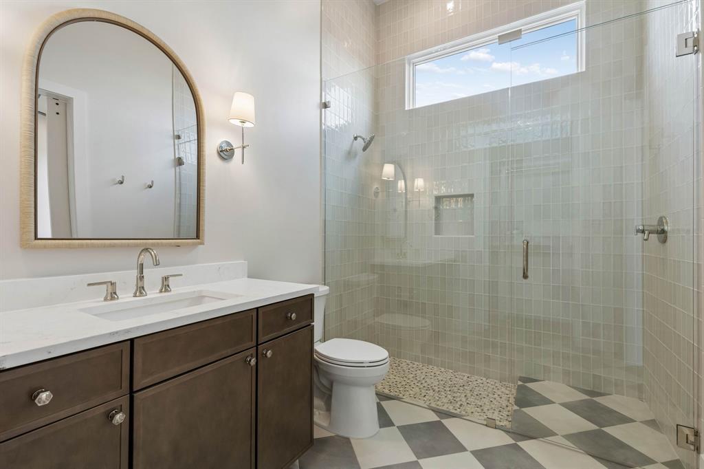 200 Murano Place Property Photo 17