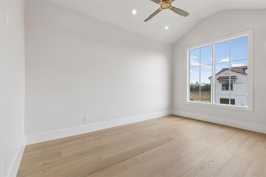 200 Murano Place Property Photo 19