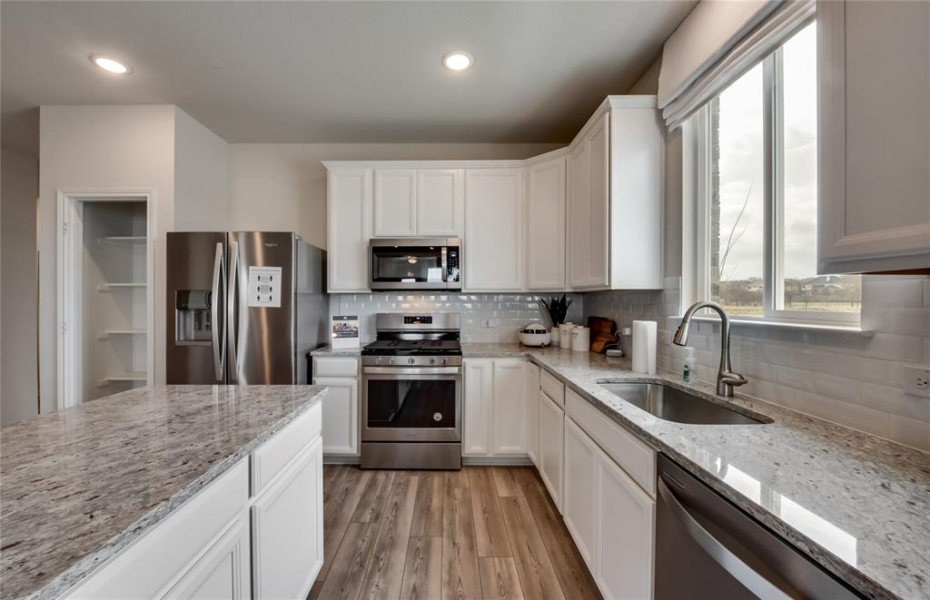 14053 Ladbroke Street Property Photo 7