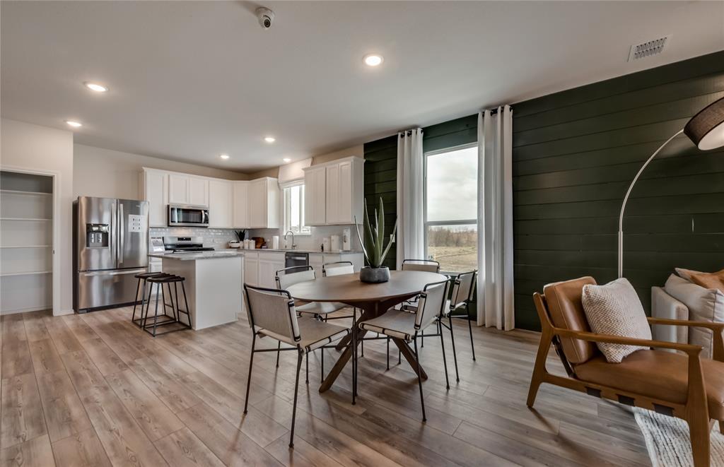 14053 Ladbroke Street Property Photo 10