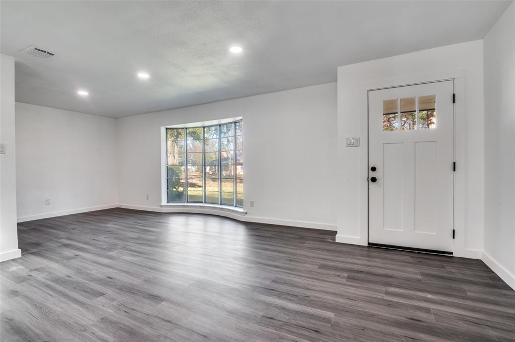 1241 Springbrook Drive Property Photo 4