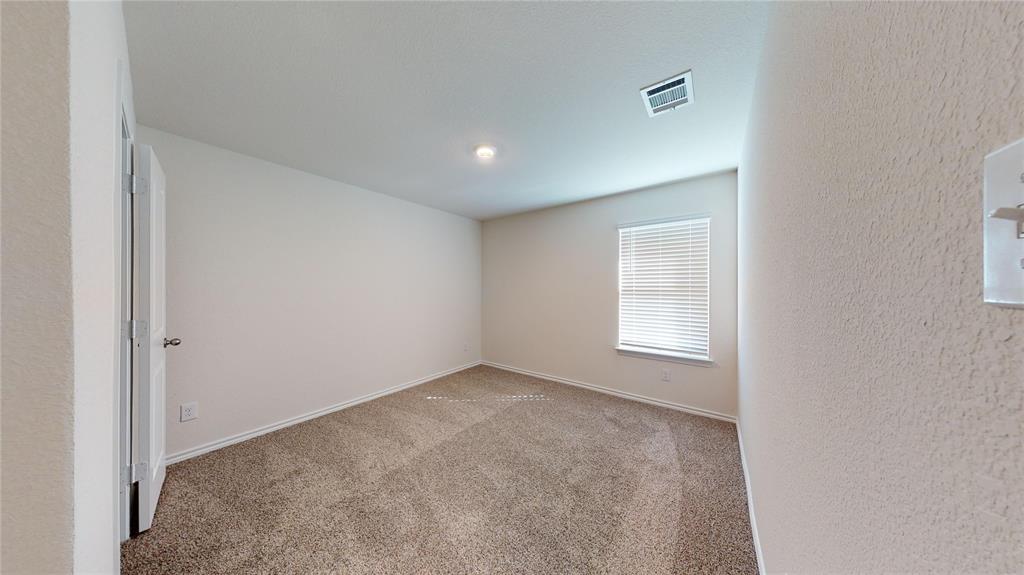 15133 Ace Drive Property Photo 4