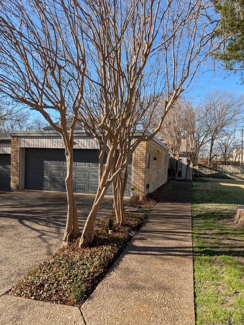 6310 Elder Grove Drive Property Photo 2