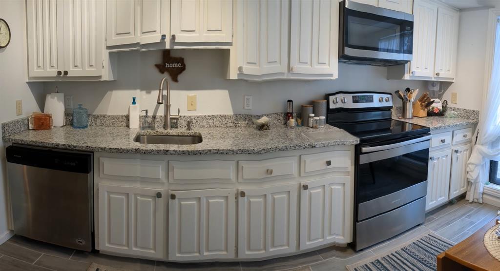 6310 Elder Grove Drive Property Photo 10