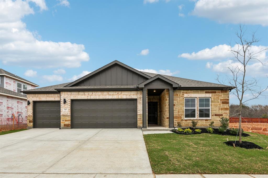 717 Vineyard Way Property Photo 1