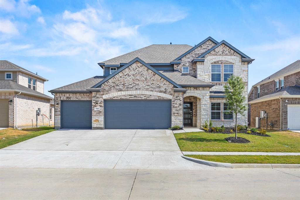 733 Vineyard Way Property Photo 1