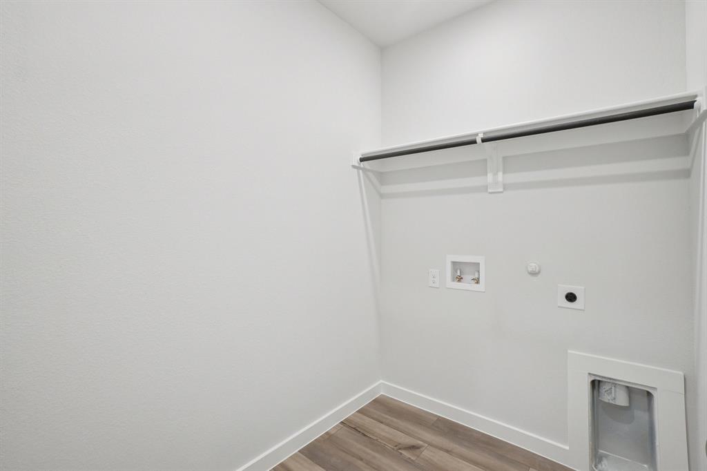 733 Vineyard Way Property Photo 11