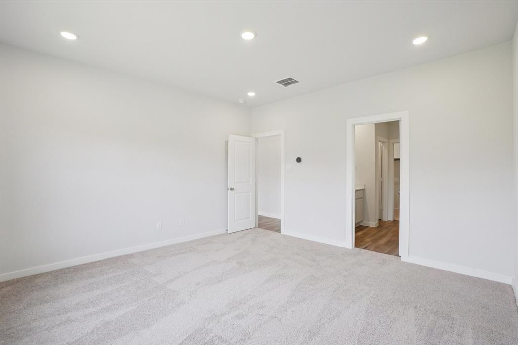 733 Vineyard Way Property Photo 13