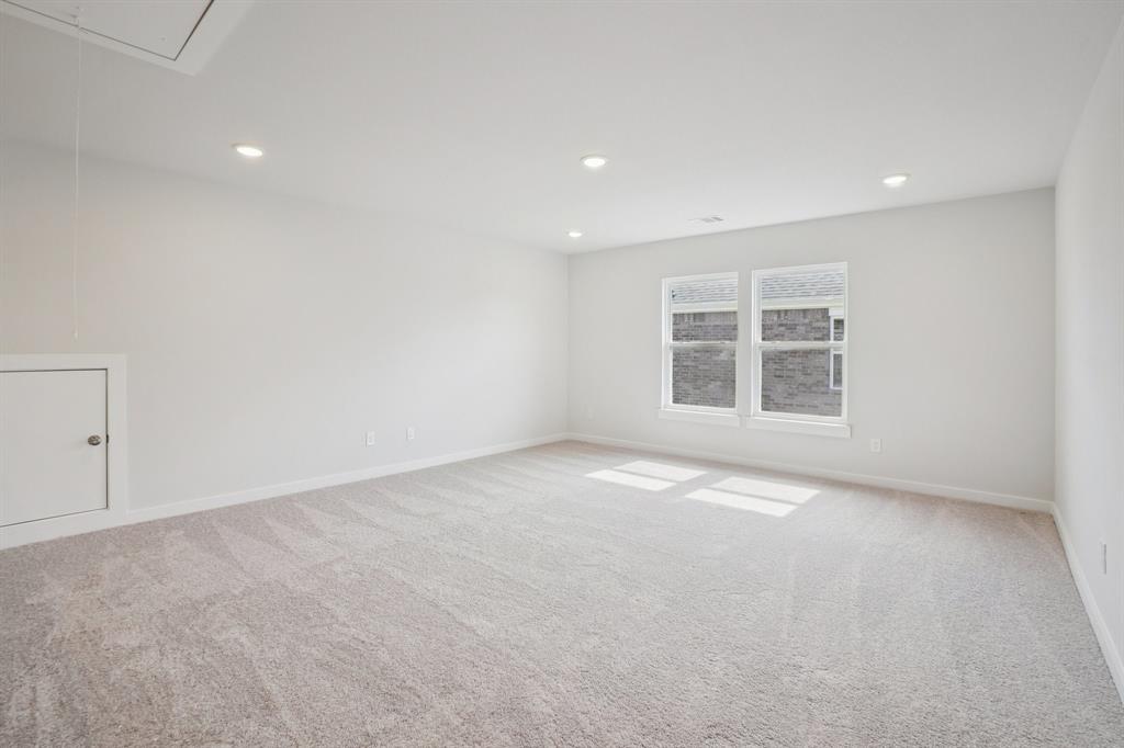733 Vineyard Way Property Photo 17