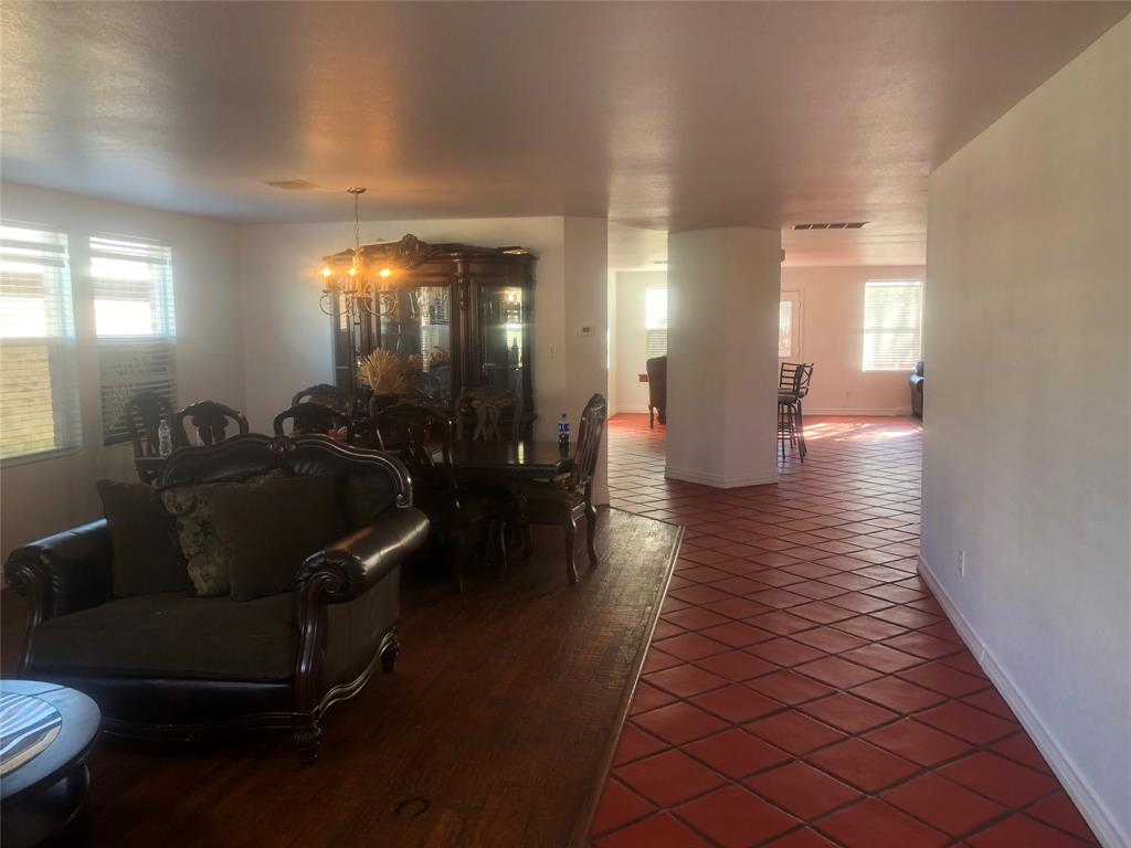 4309 Mayberry Lane Property Photo 14