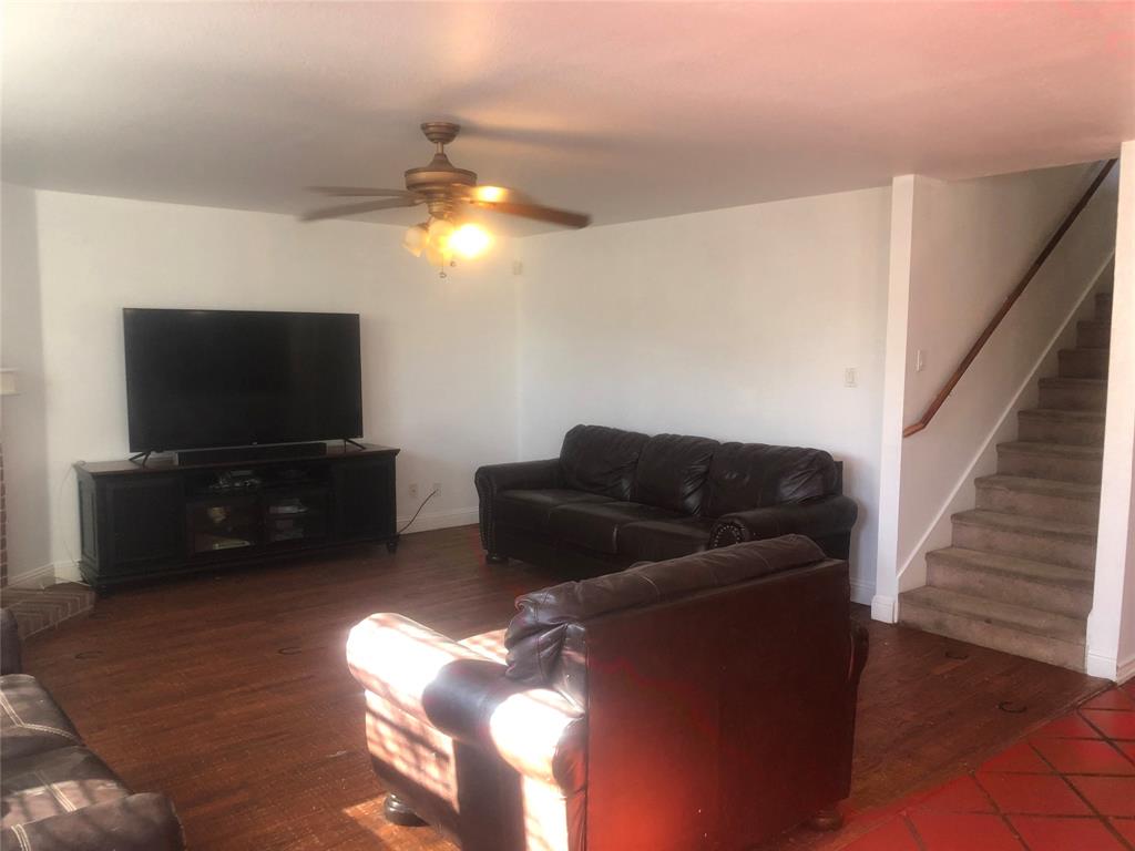 4309 Mayberry Lane Property Photo 17